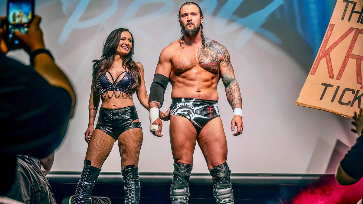Scarlett & Karrion Kross