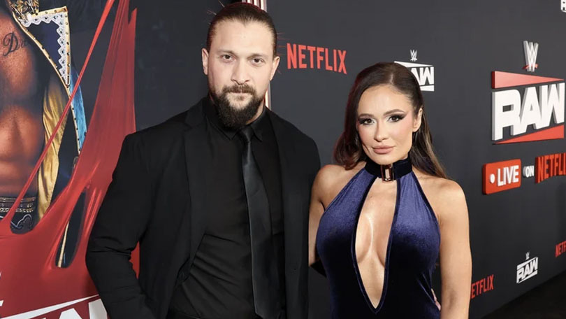 Novinky o budoucnosti Karriona Krosse & Scarlett v WWE