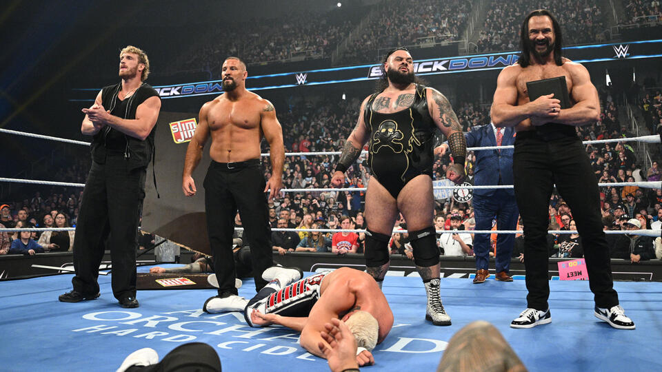 SmackDown se pomalu začíná zvedat