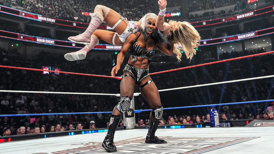 SPOILER: Má WWE novou ženskou šampionku nebo pokračuje vládnutí Tiffany Stratton?