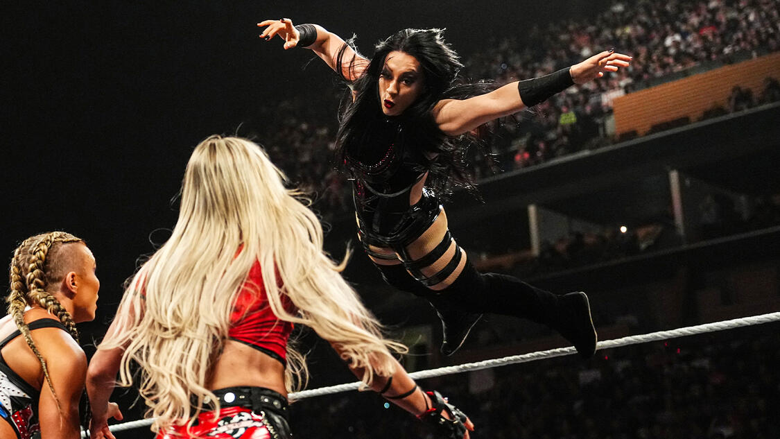 SPOILER: Která hvězda si vybojovala poslední místo v ženském MITB Ladder zápase?