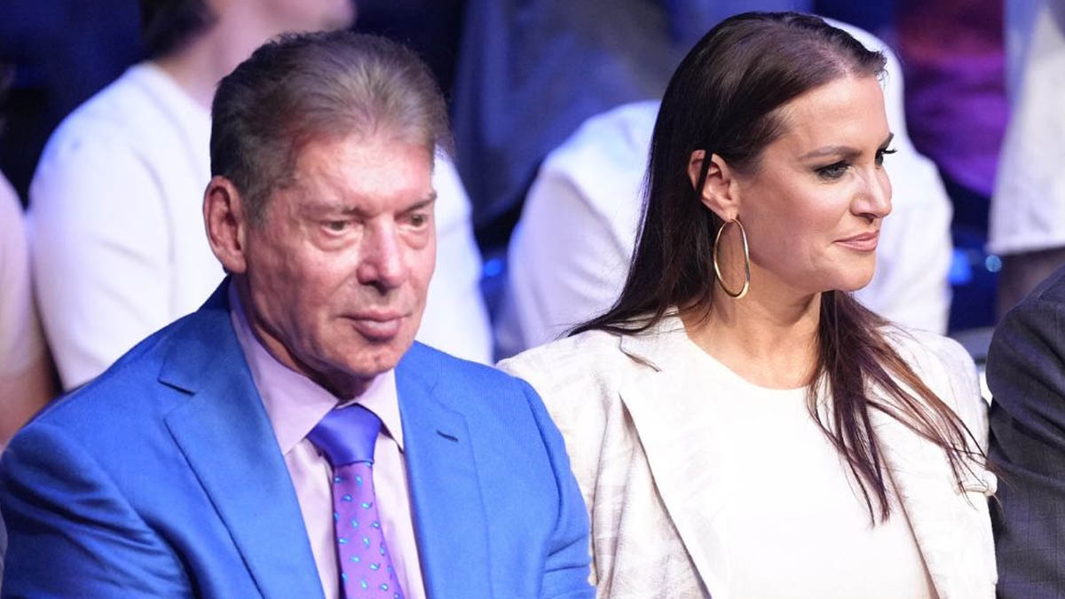 Problémy mezi Vincem McMahonem a jeho dcerou Stephanie stále přetrvávají