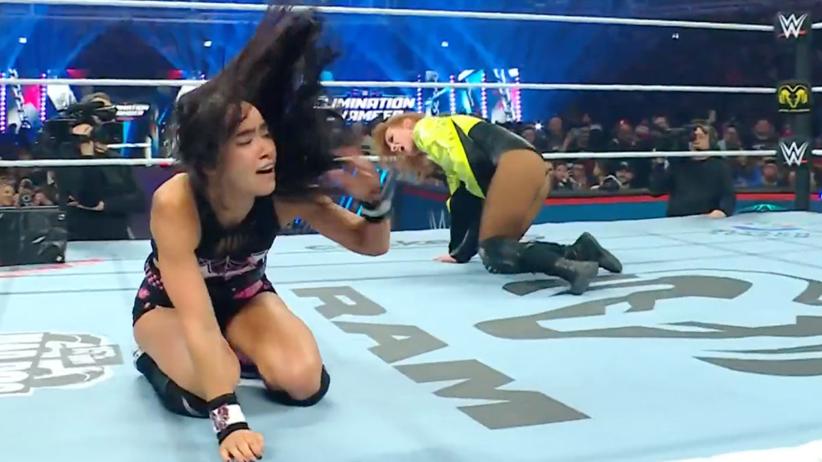 SPOILER: Dokázala AJ Lee porazit Becky Lynch a získat titul na WWE Elimination Chamber?