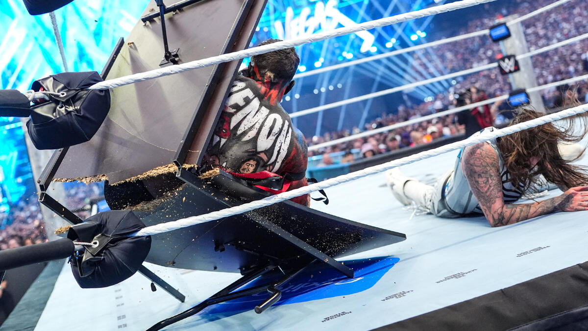 Fiinn Bálor vs. Dominik Mysterio