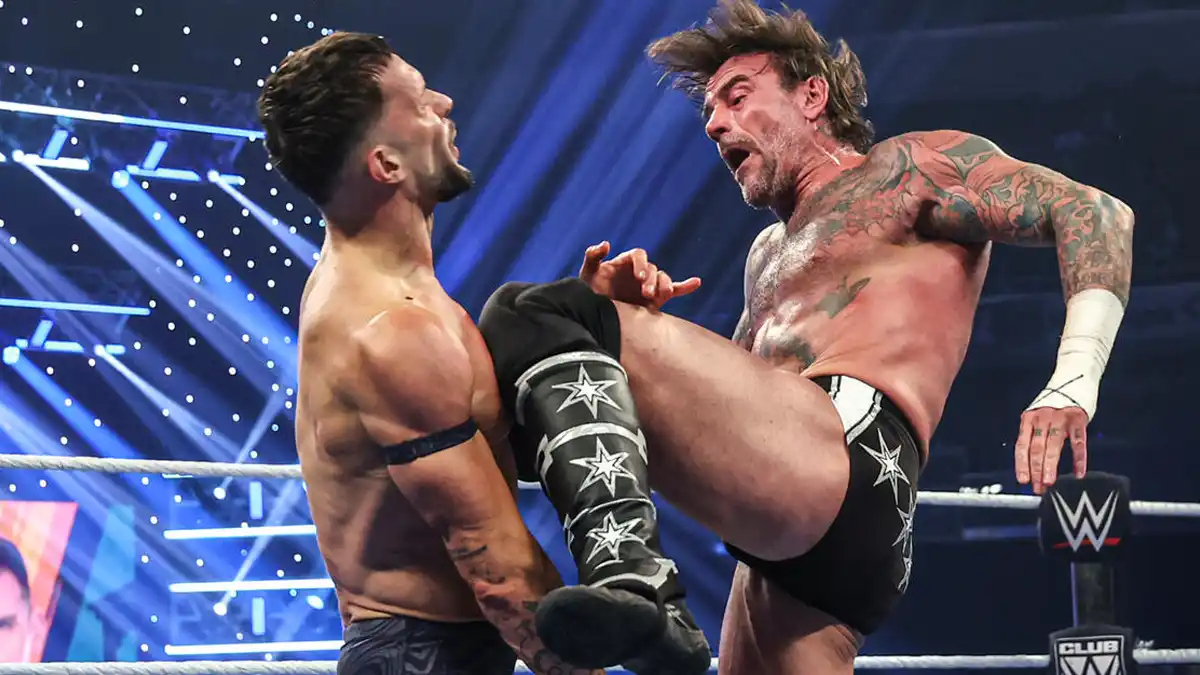Finn Bálor vs. CM Punk