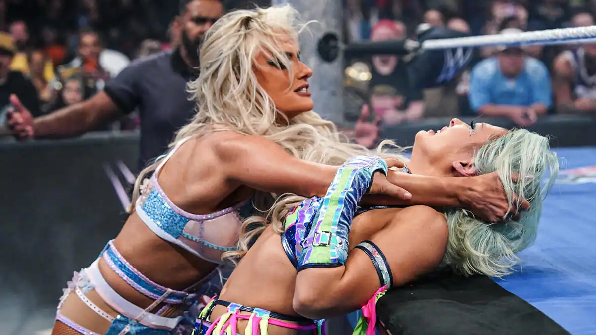 Blake Monroe vs. Giulia