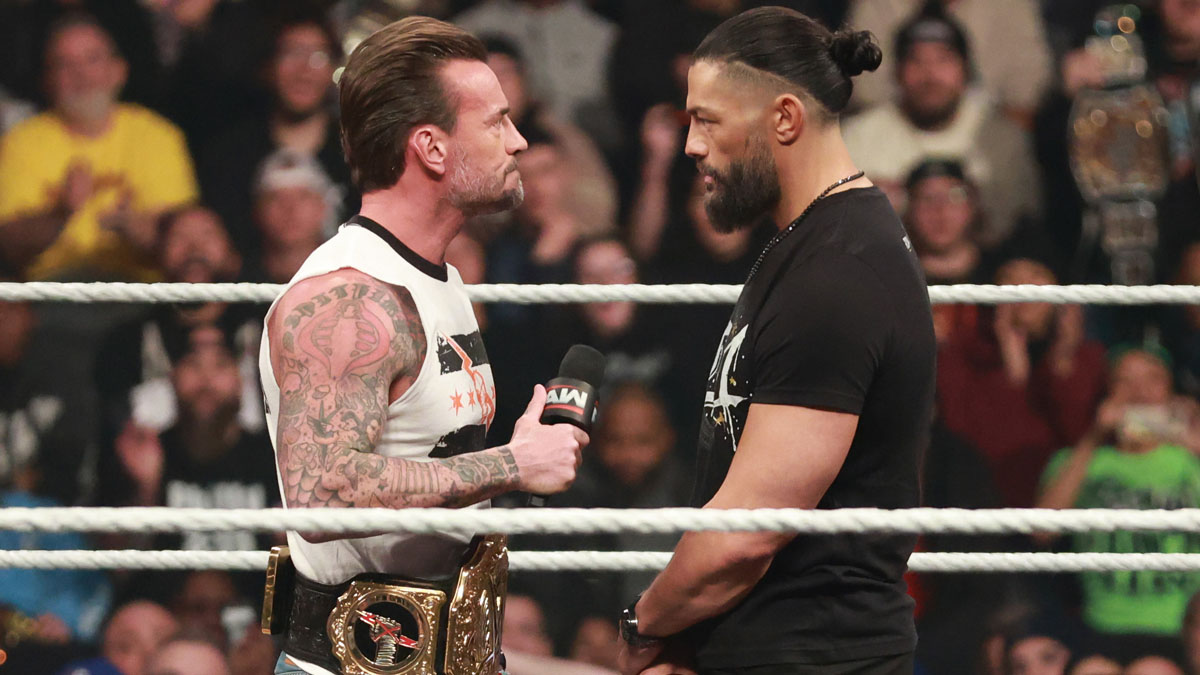 Roman Reigns se pustil do „unaveného” CM Punka po jeho vítězství na WWE Elimination Chamber