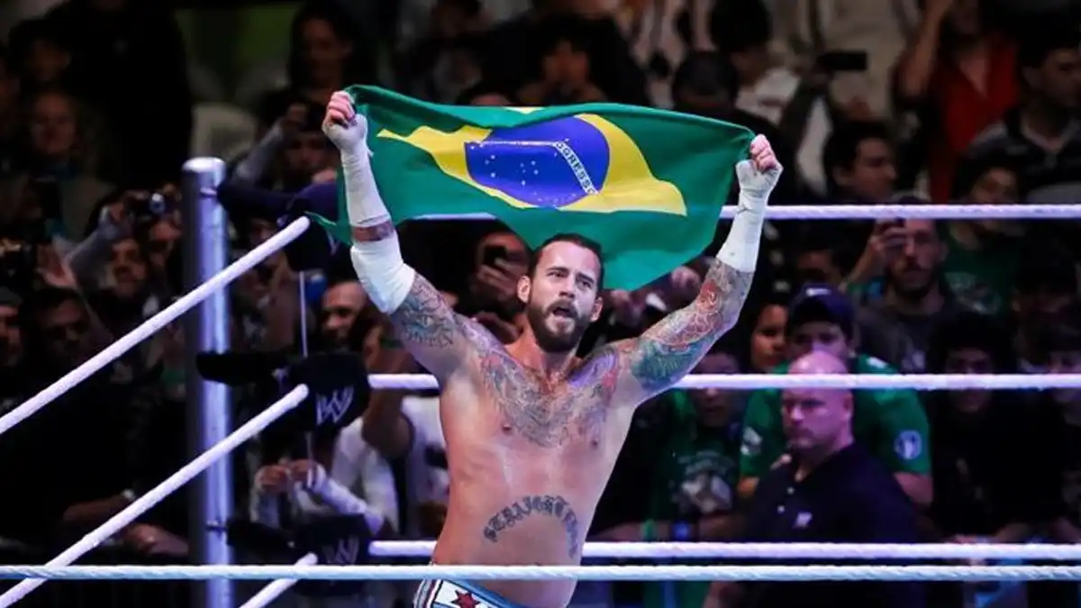 CM Punk o jednom z nejdivočejších zážitků své kariéry: Ozbrojenec na mě mířil samopalem