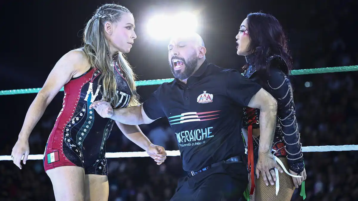 Natalya vs. Roxanne Perez