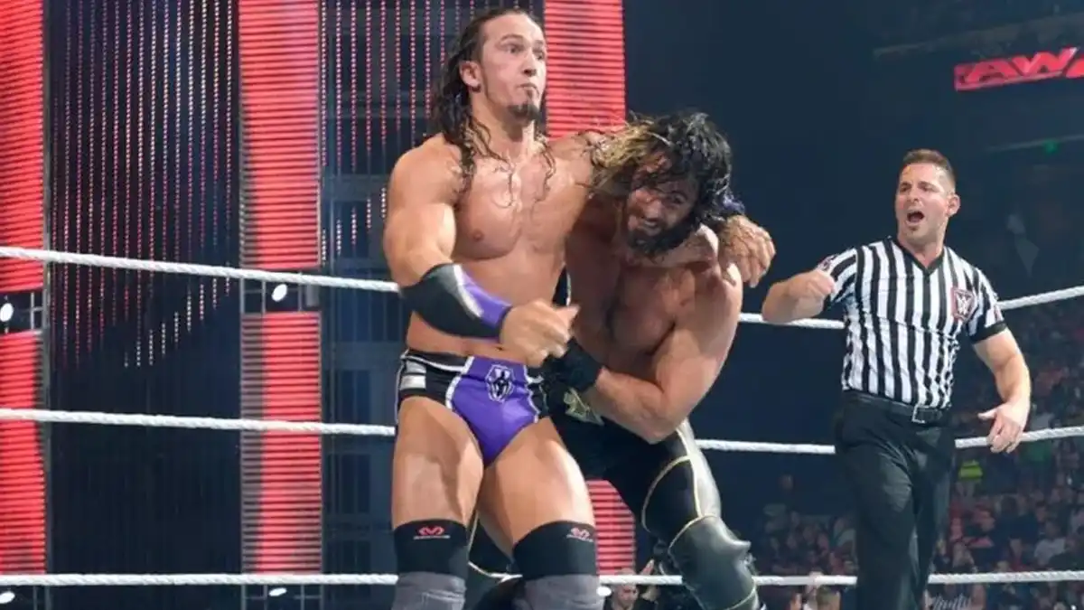 Neville (PAC) vs. Seth Rollins