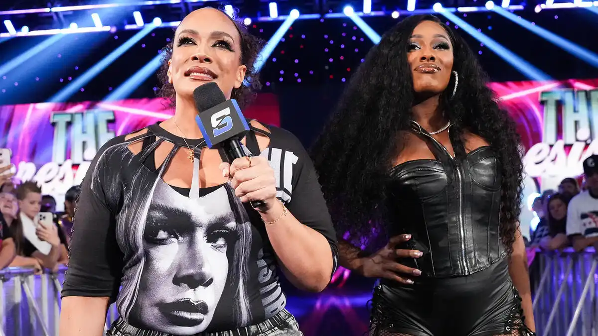 Nia Jax & Lash Legend