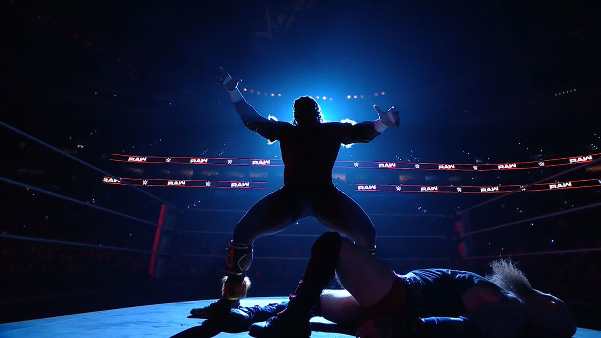 SPOILER: Oba Femi debutoval v show WWE RAW