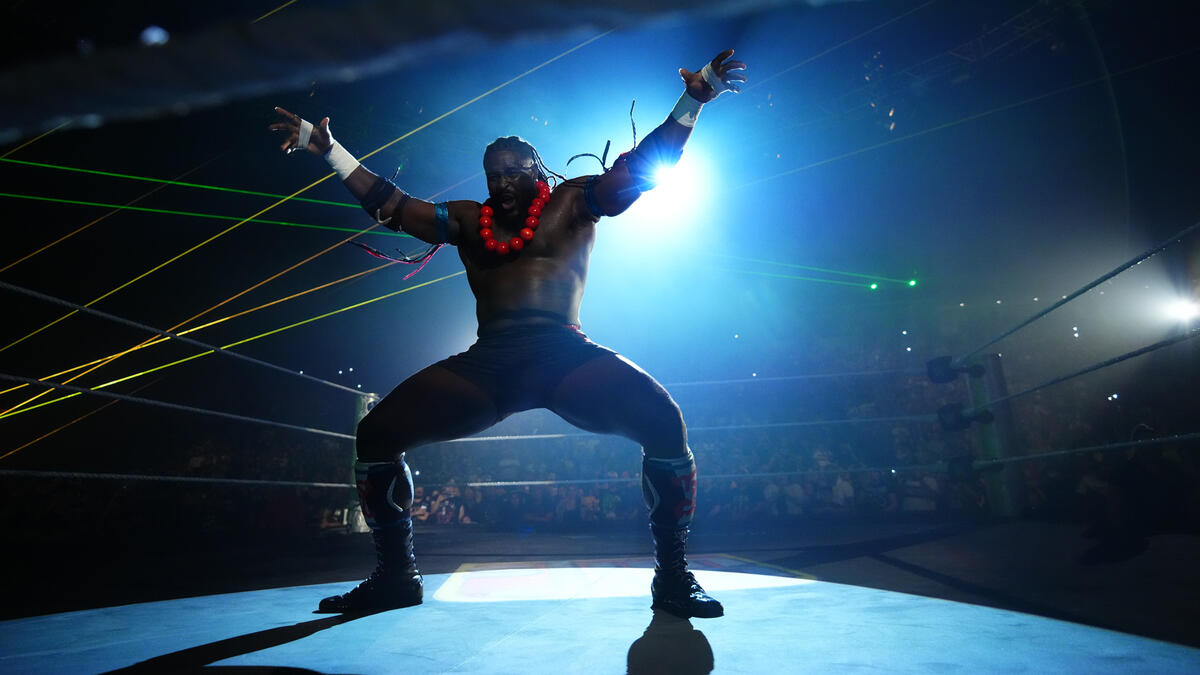 Oba Femi vydal otevřenou výzvu v show WWE RAW