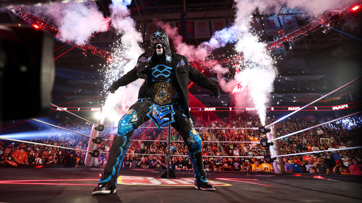 WWE potvrdila dva titulové zápasy pro Saturday Night's Main Event