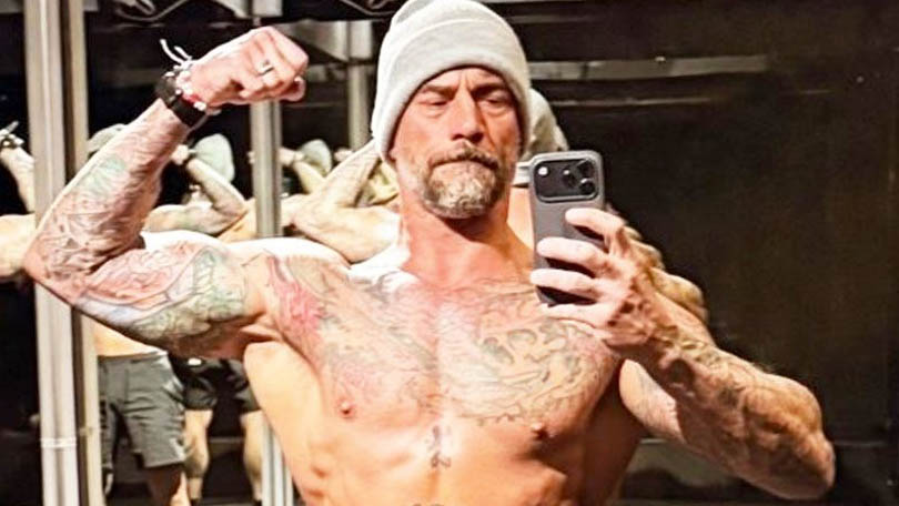 Bývalá hvězda WWE brání CM Punka proti obviněním z užívání steroidů