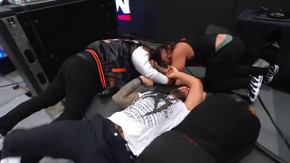 Obavy z možného zranění Romana Reignse v pondělní show RAW