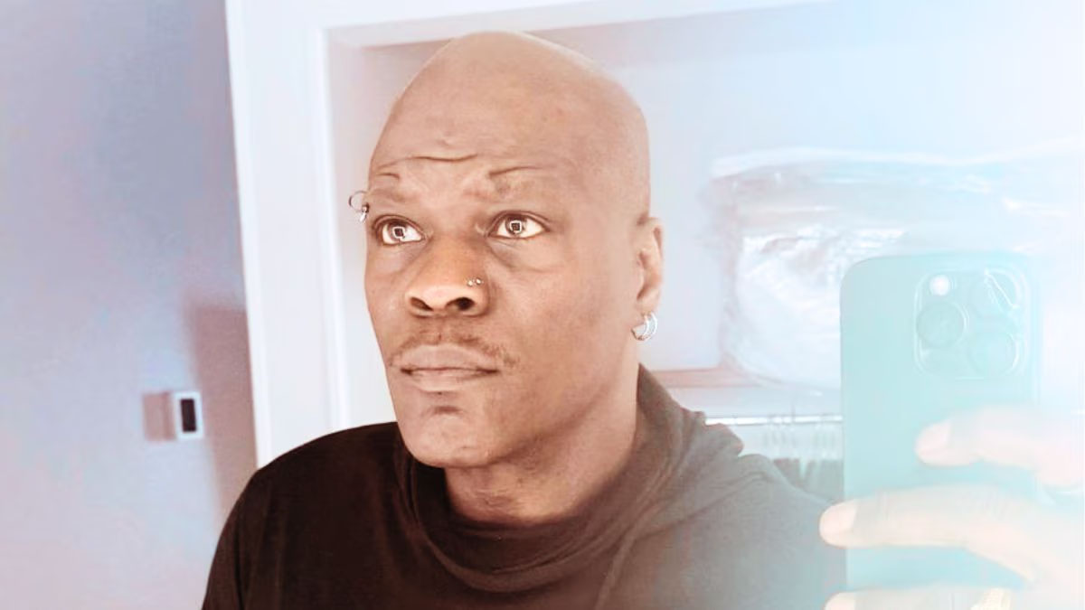 R-Truth odhalil svůj nový vzhled s tajemnou zprávou