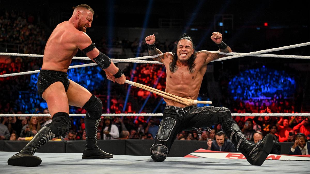 Videa (videos) - WWE RAW