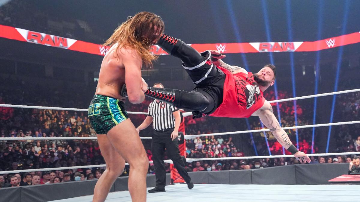 Videa (videos) - WWE RAW