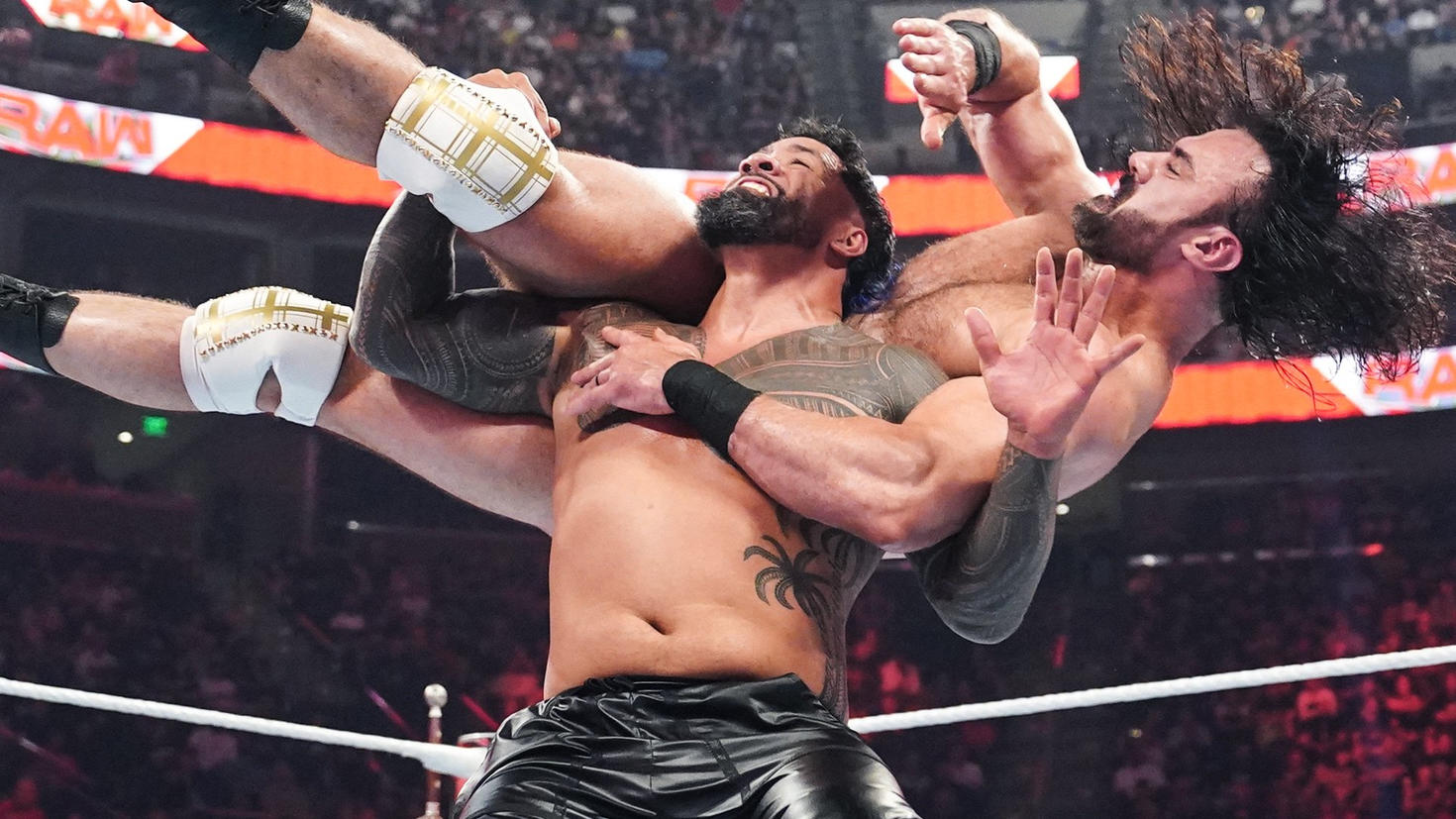 Videa (videos) - WWE RAW