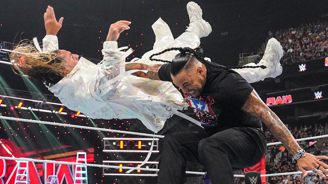 Videa (videos) - WWE RAW