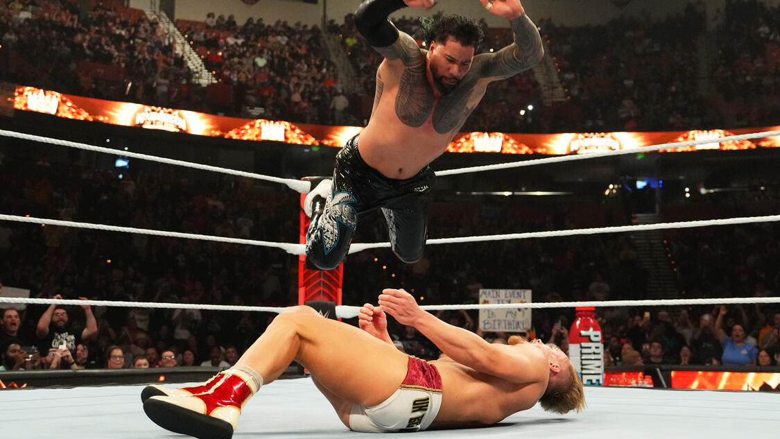 Videa (videos) - WWE RAW