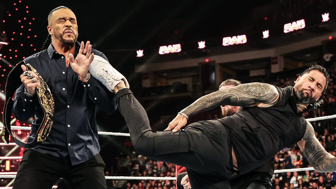 Videa (videos) - WWE RAW