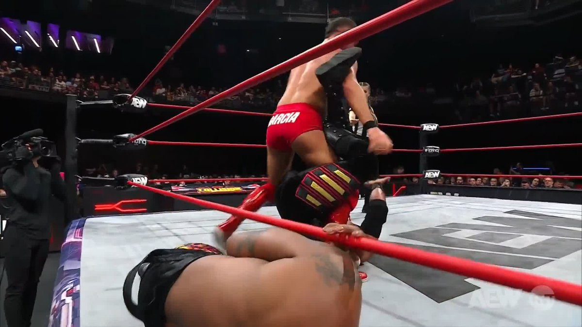 Videa (videos) - AEW Collision