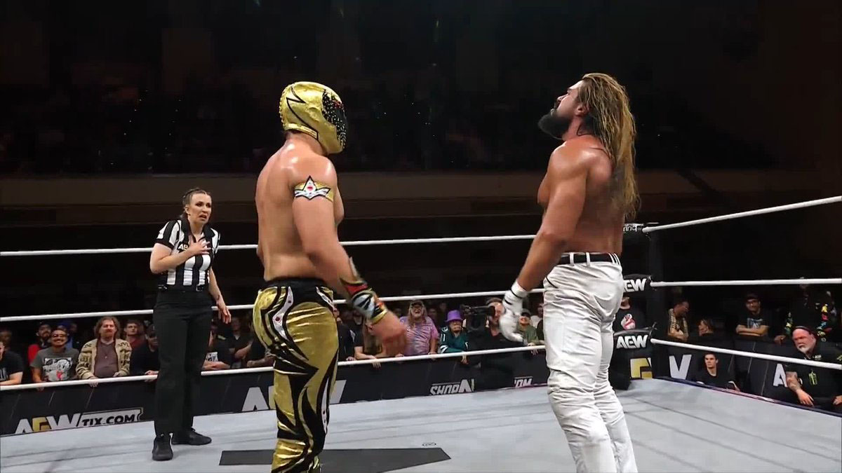 Videa (videos) - AEW Collision
