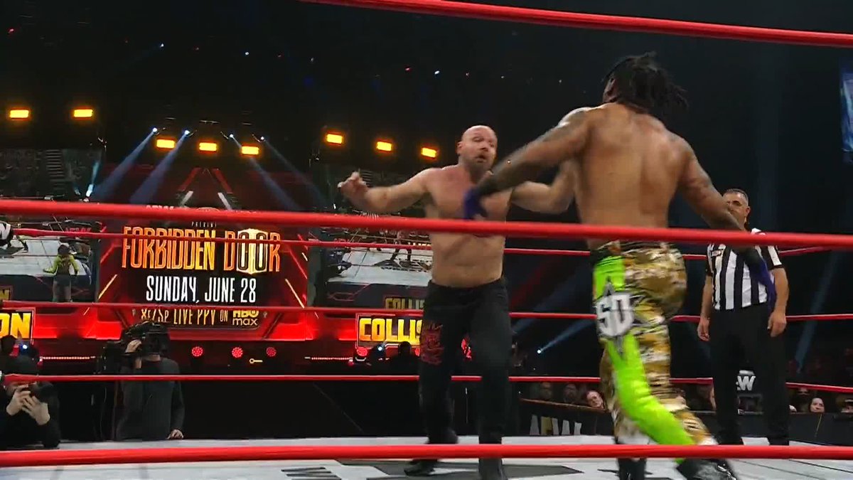 Videa (videos) - AEW Collision