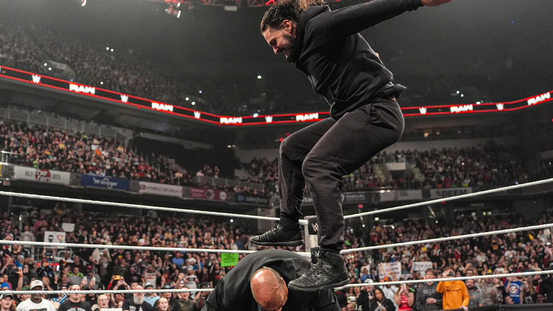 Videa (videos) - WWE RAW