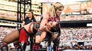 Roxanne Perez vs. Alexa Bliss