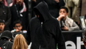 Maskovaný útočník